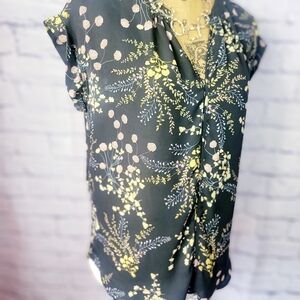 Philosophy Republic v-neck Black floral shirt blouse cap sleeve size s clothing!